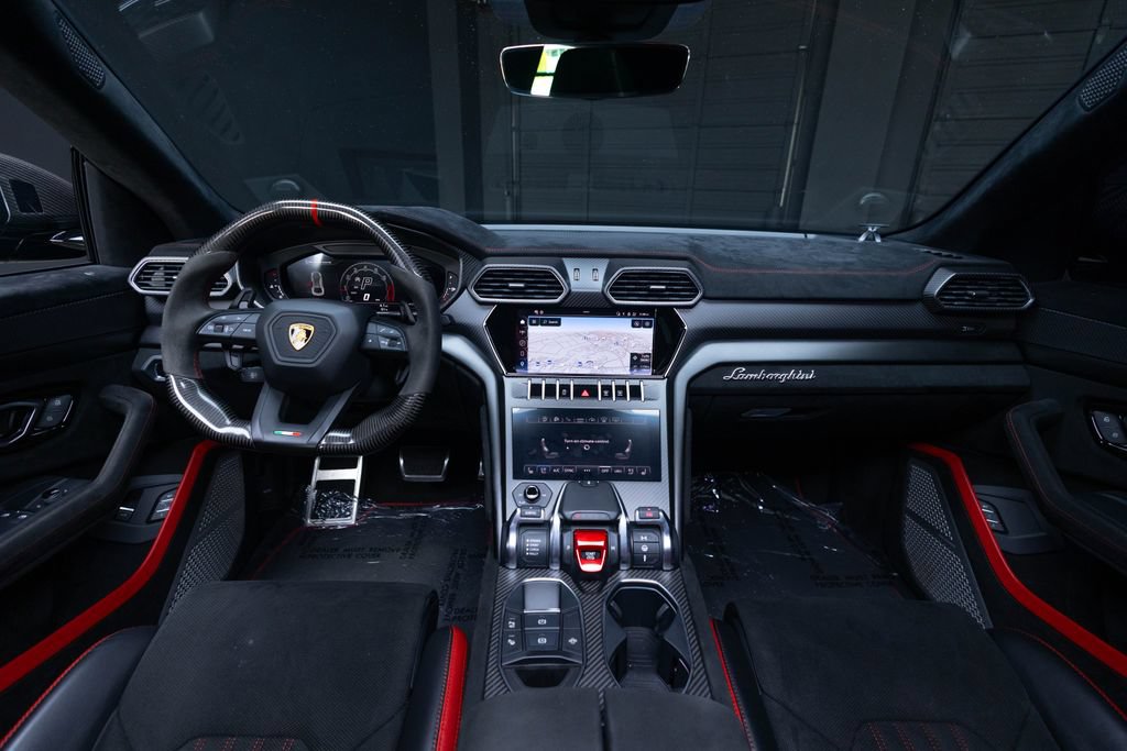 Used 2024 Lamborghini Urus Performante AWD/4WD image 56