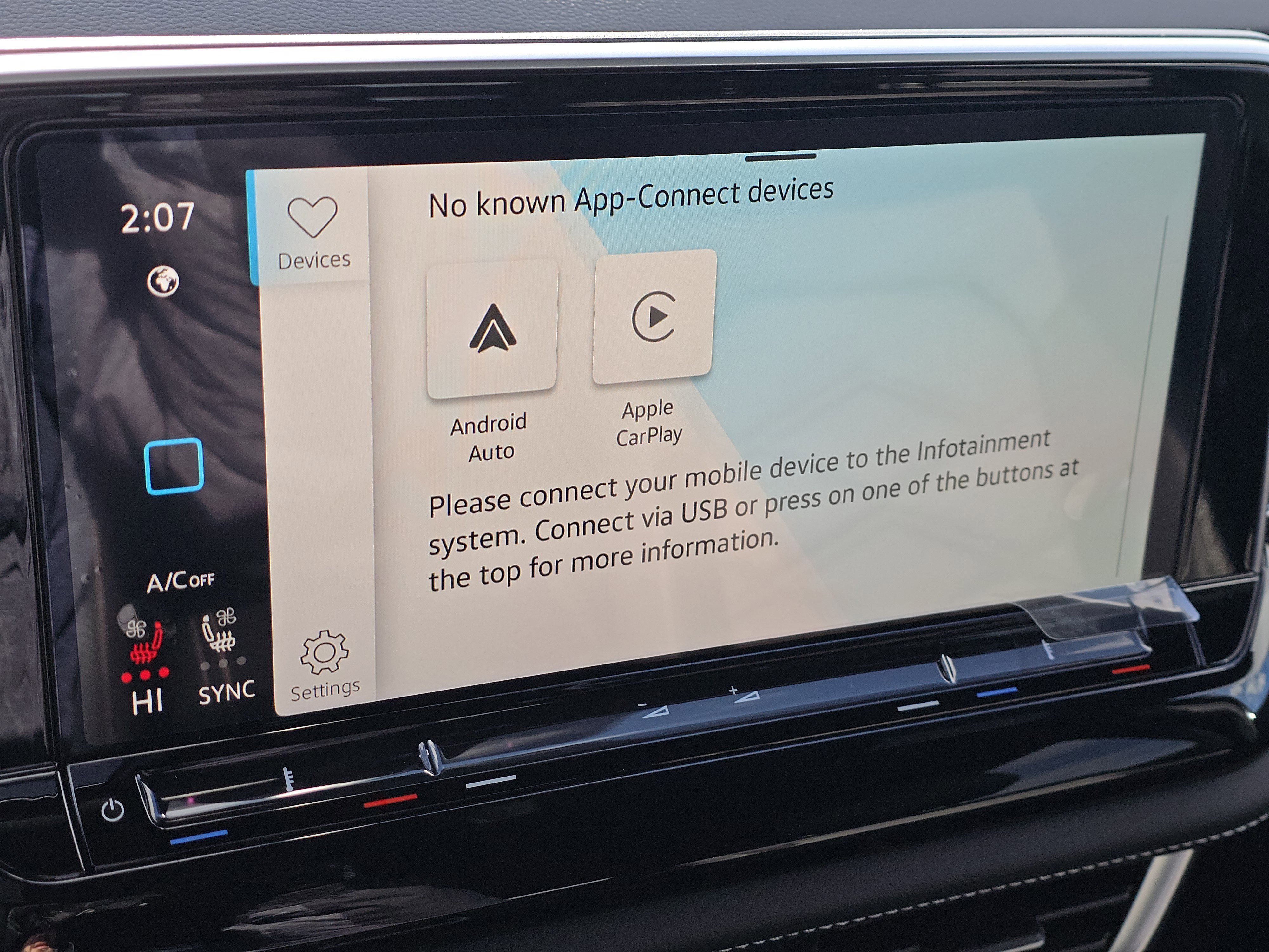 New 2026 Volkswagen Atlas Cross Sport SE image 9