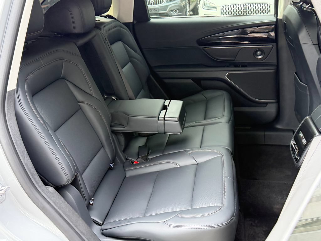 New 2026 Lincoln Nautilus Premier w/ Equipment Group 102A AWD/4WD image 19