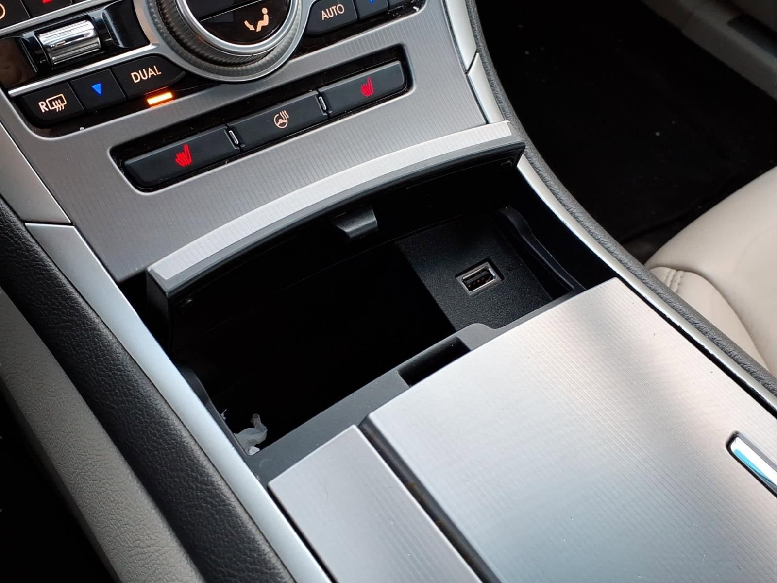 Used 2018 Lincoln MKZ Select w/ Magnetic Appearance Package image 23