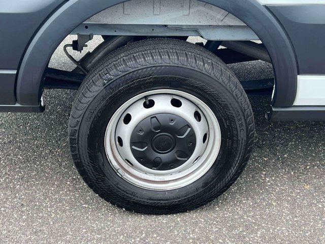Used 2026 Ford Transit 250 148 Medium Roof RWD image 16