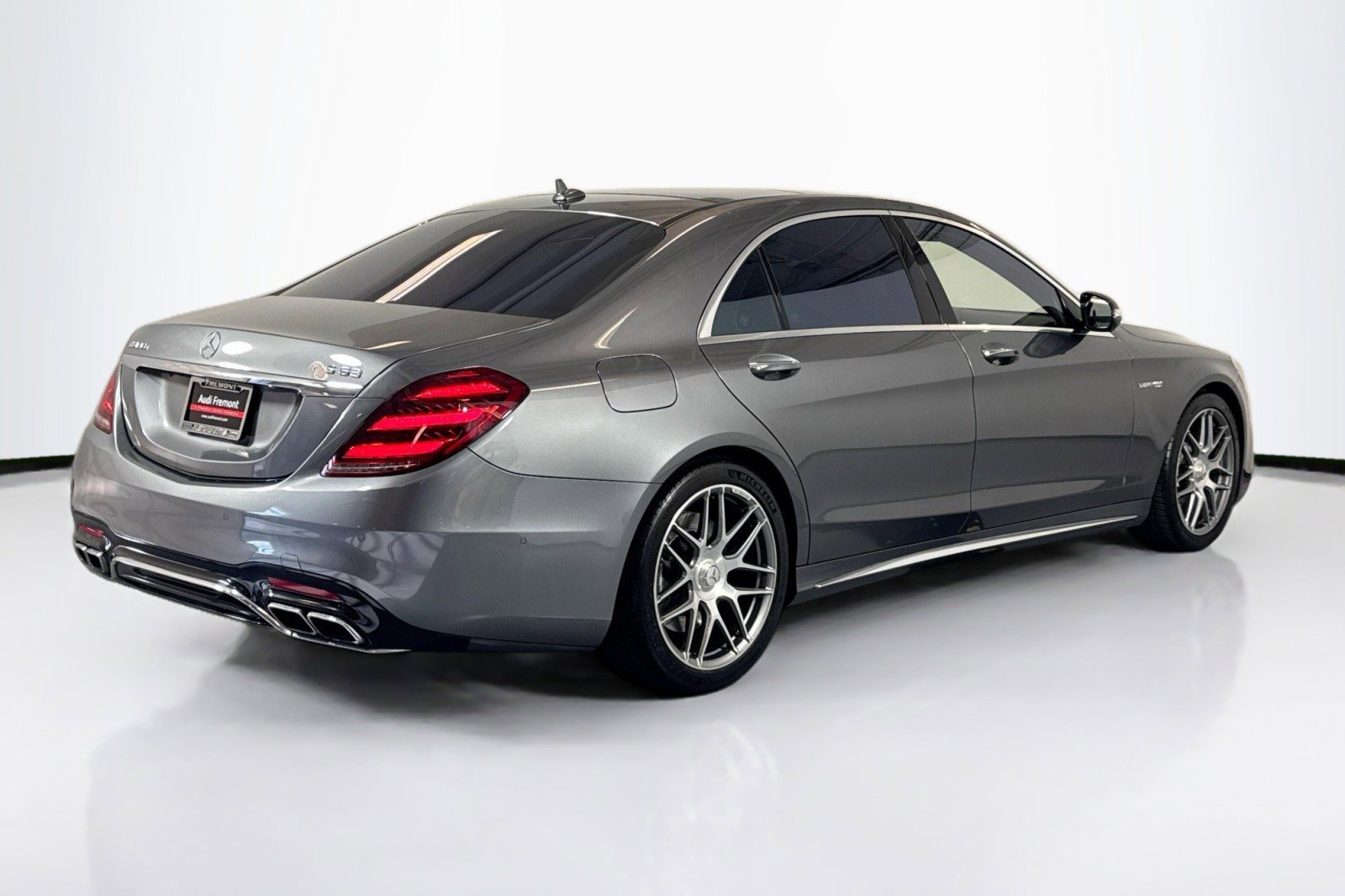 Used 2019 Mercedes-Benz S 63 AMG S 4MATIC Sedan image 5