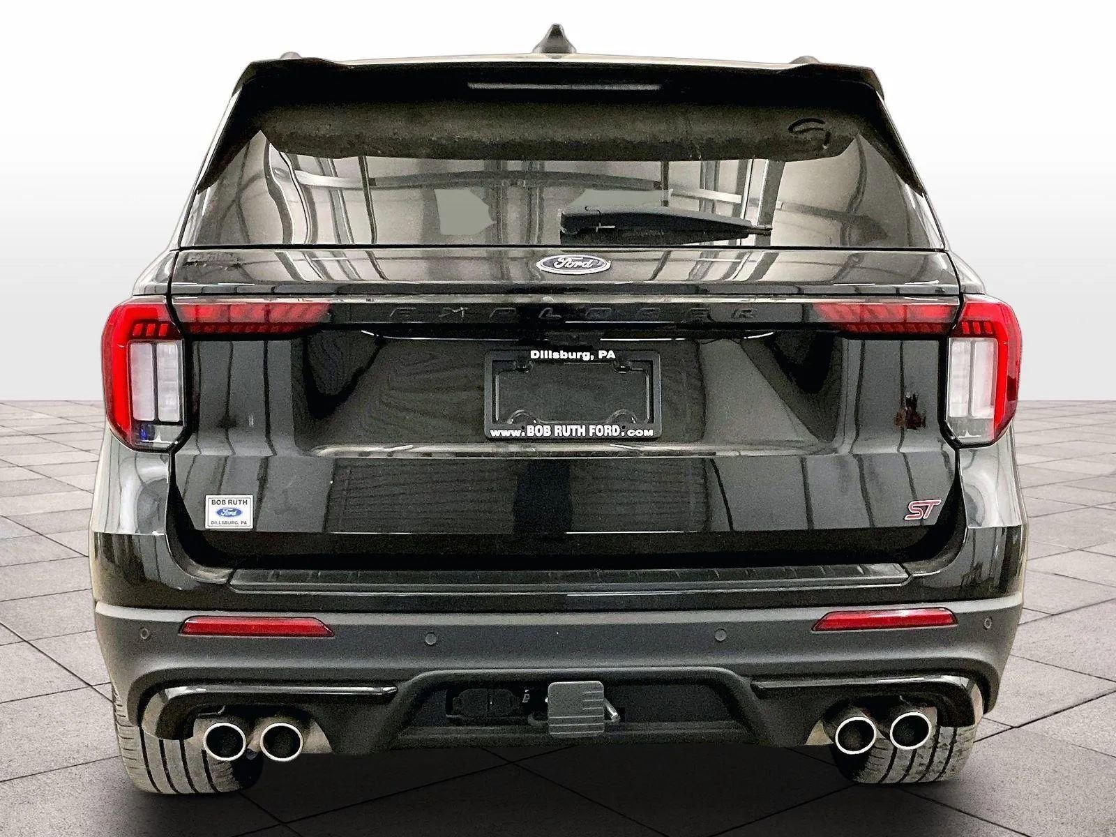 Used 2025 Ford Explorer ST AWD/4WD image 4