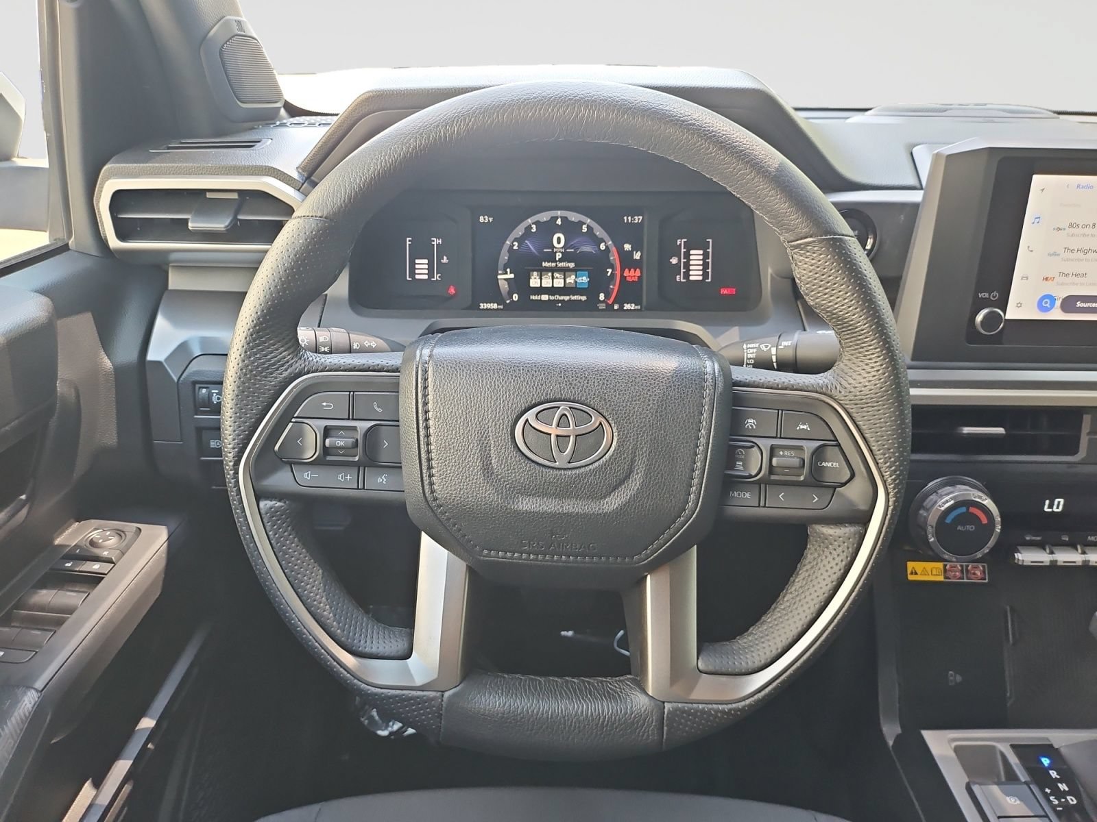 Used 2024 Toyota Tacoma SR5 w/ SR5 Upgrade Package RWD image 38