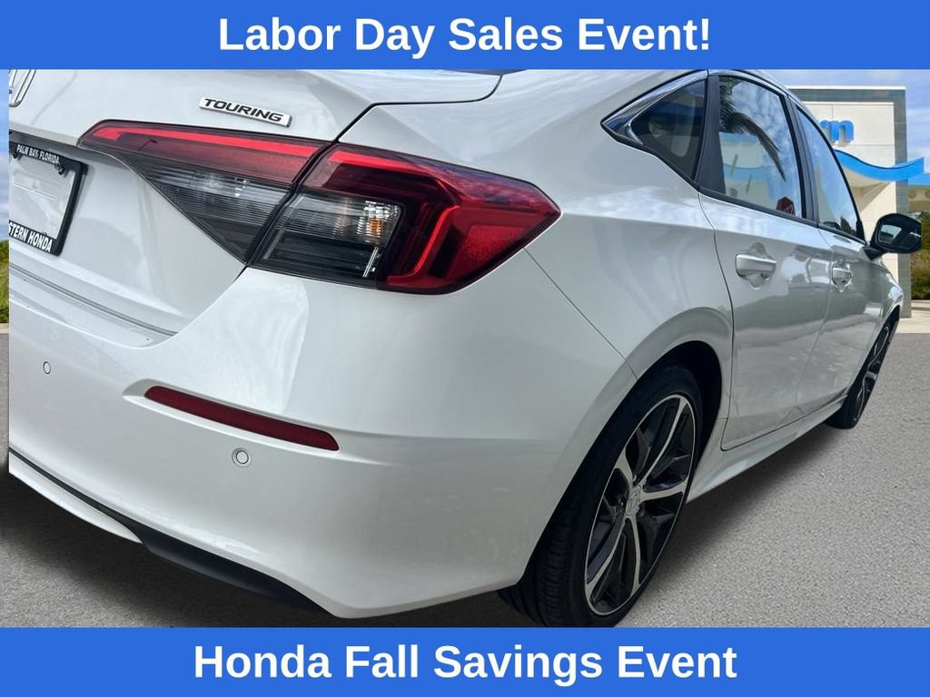 Used 2024 Honda Civic Touring image 9