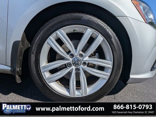 Used 2019 Volkswagen Passat 2.0T Wolfsburg FWD image 10