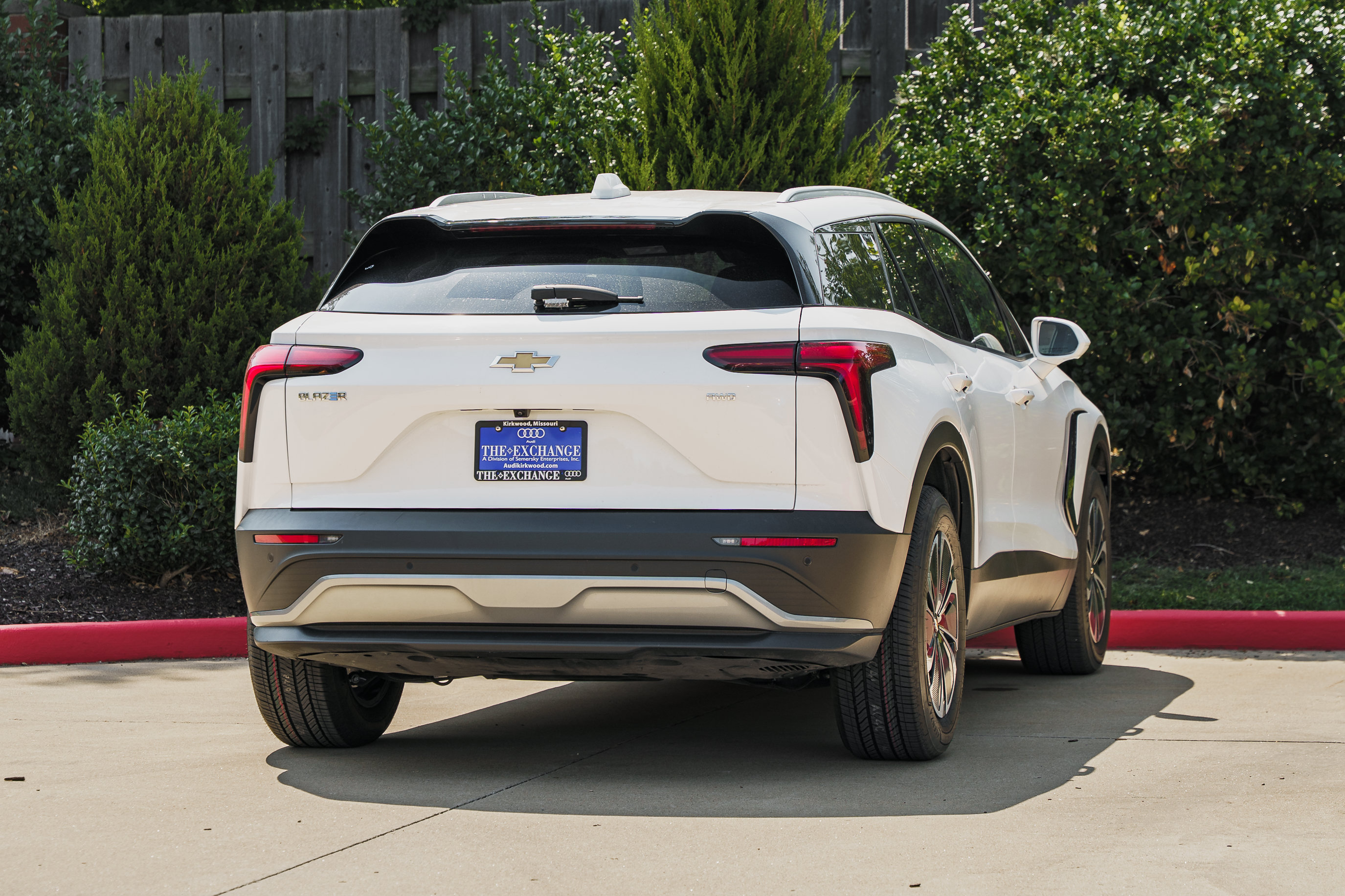 Used 2024 Chevrolet Blazer EV LT AWD/4WD image 3