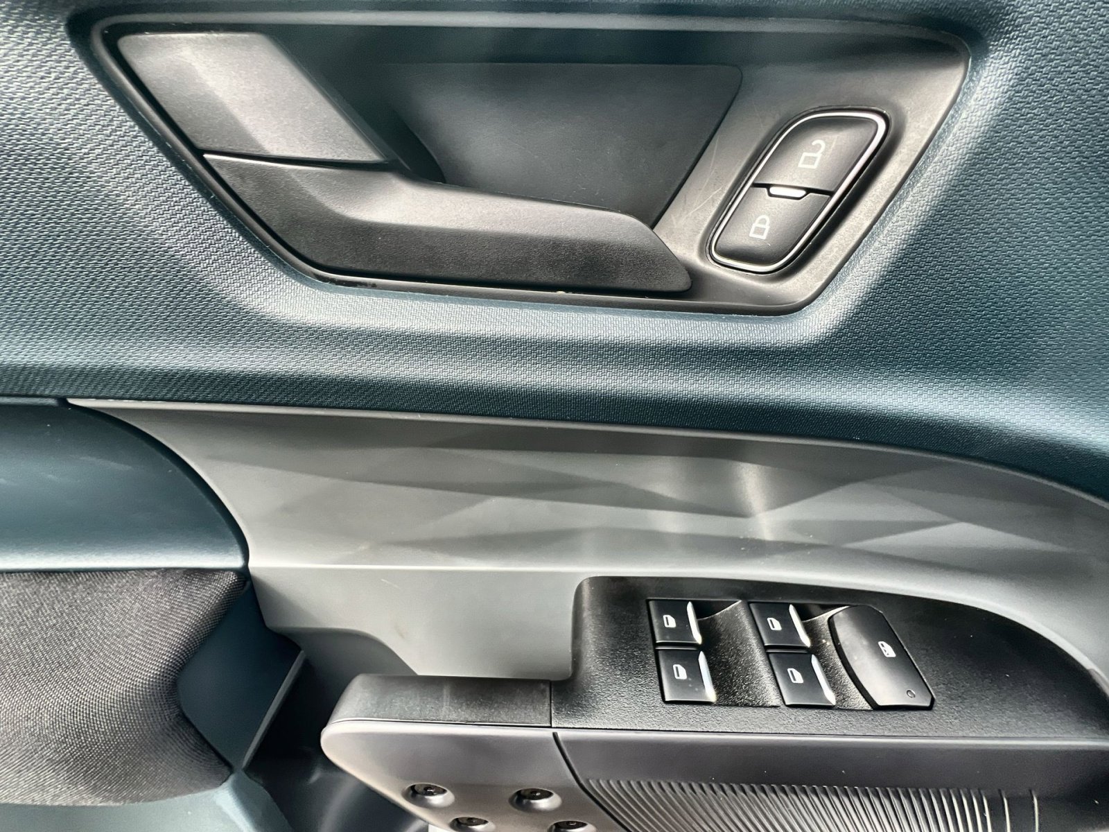 New 2026 Ford Maverick XL image 15