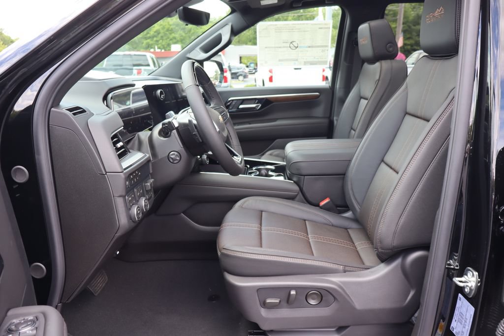 New 2026 Chevrolet Tahoe High Country AWD/4WD image 5