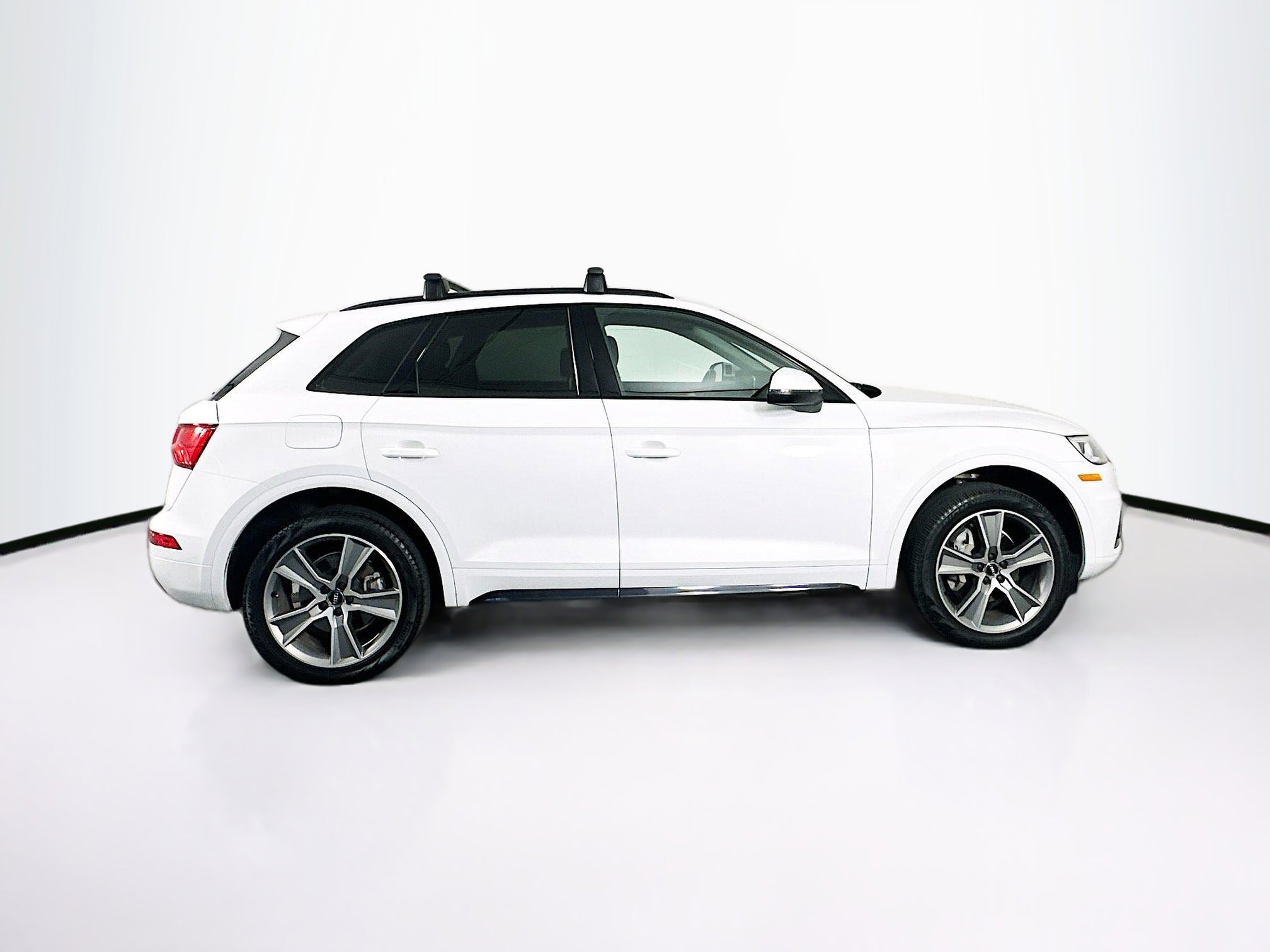 Used 2019 Audi Q5 2.0T Premium Plus w/ Premium Plus Package image 10