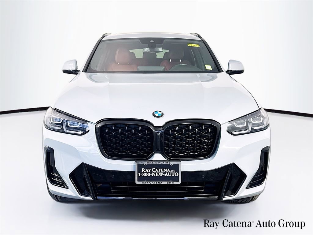 Certified 2023 BMW X4 xDrive30i w/ M Sport Package AWD/4WD image 2