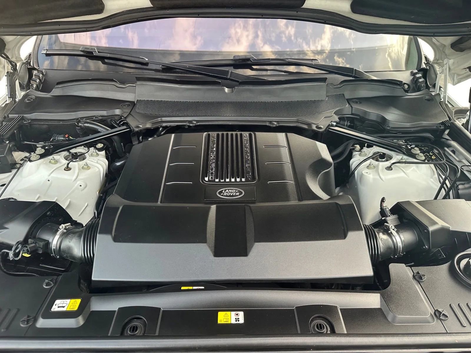 Used 2018 Land Rover Range Rover Sport HSE Dynamic AWD/4WD image 23