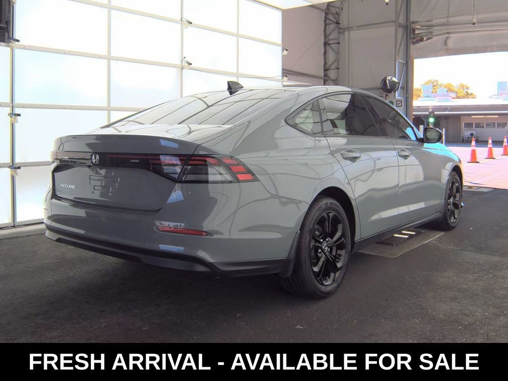 Used 2025 Honda Accord SE image 4