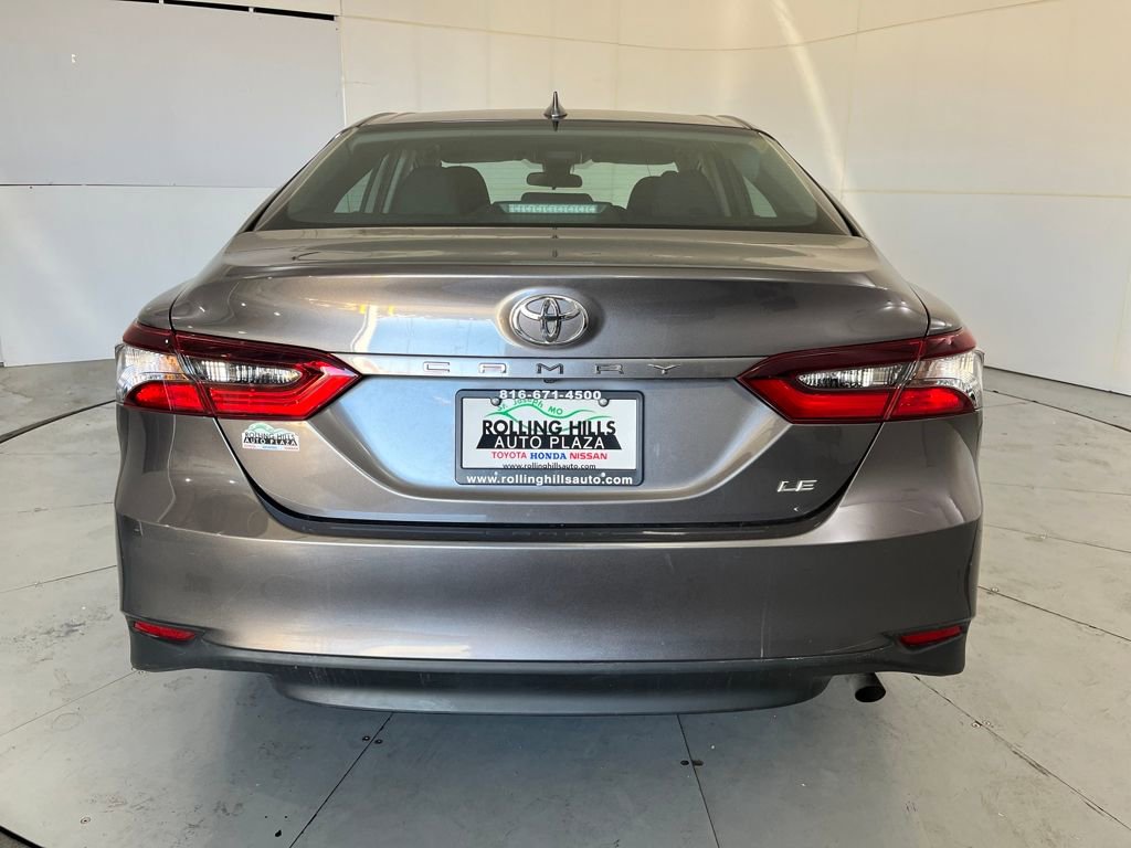 Used 2023 Toyota Camry LE image 4