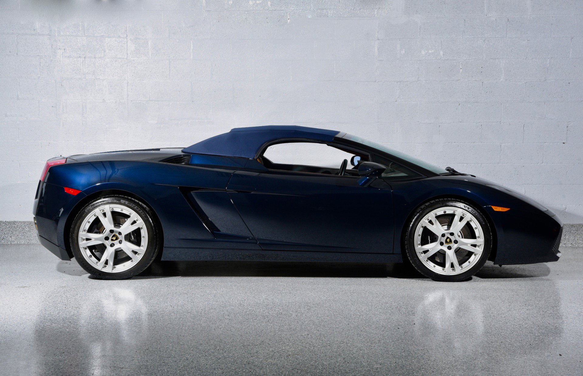 Used 2008 Lamborghini Gallardo Spyder AWD/4WD image 24