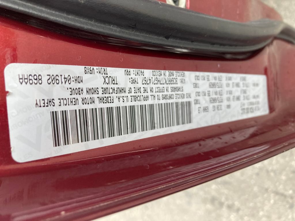 Used 2017 RAM 1500 Express w/ Express Value Package image 39