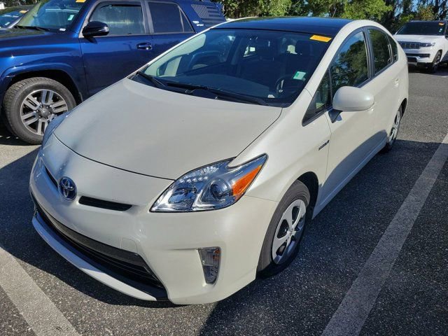 Used 2015 Toyota Prius Three w/ Solar Roof Package image 8