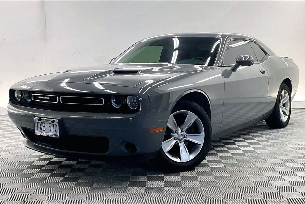 Used 2019 Dodge Challenger SXT