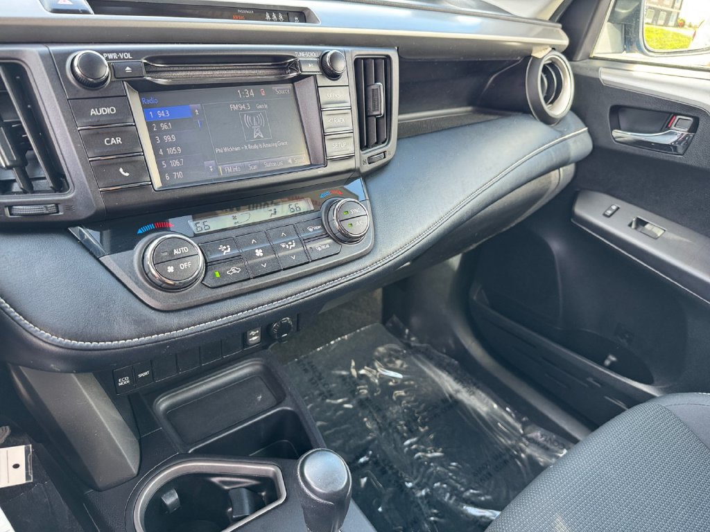 Certified 2018 Toyota RAV4 XLE AWD/4WD image 29
