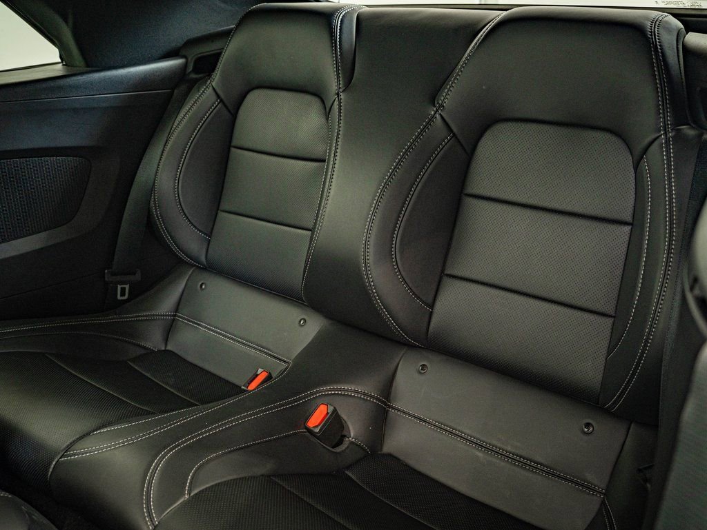 Used 2025 Ford Mustang Premium image 39