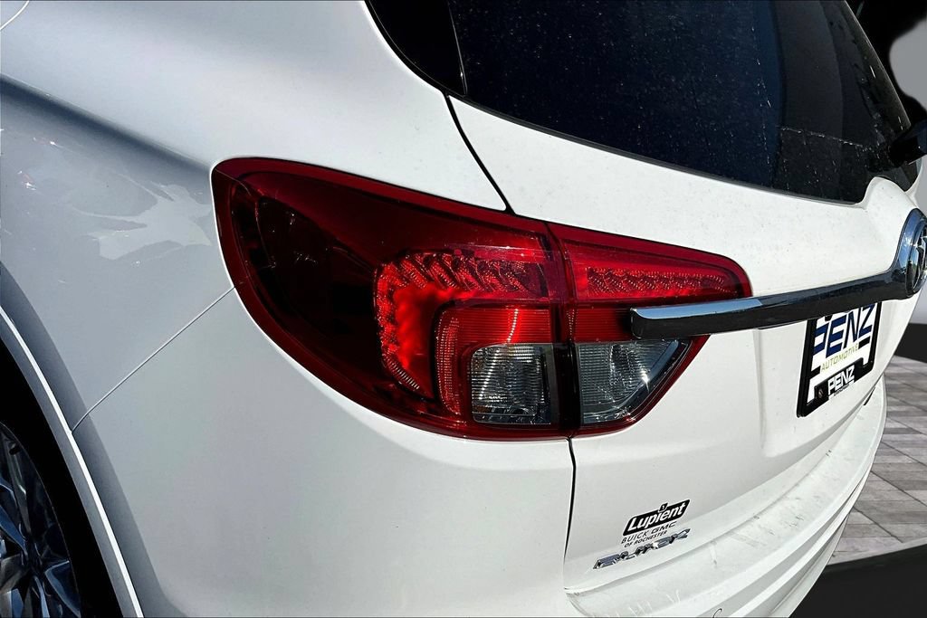 Used 2017 Buick Envision Essence AWD/4WD image 19
