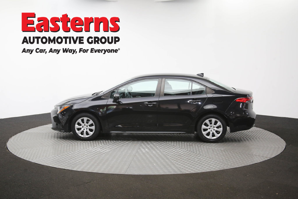 Used 2021 Toyota Corolla LE w/ Carpet Mat Package (TMS) FWD image 63