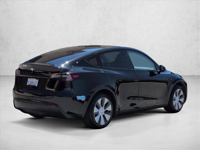 Used 2023 Tesla Model Y Long Range AWD/4WD image 5