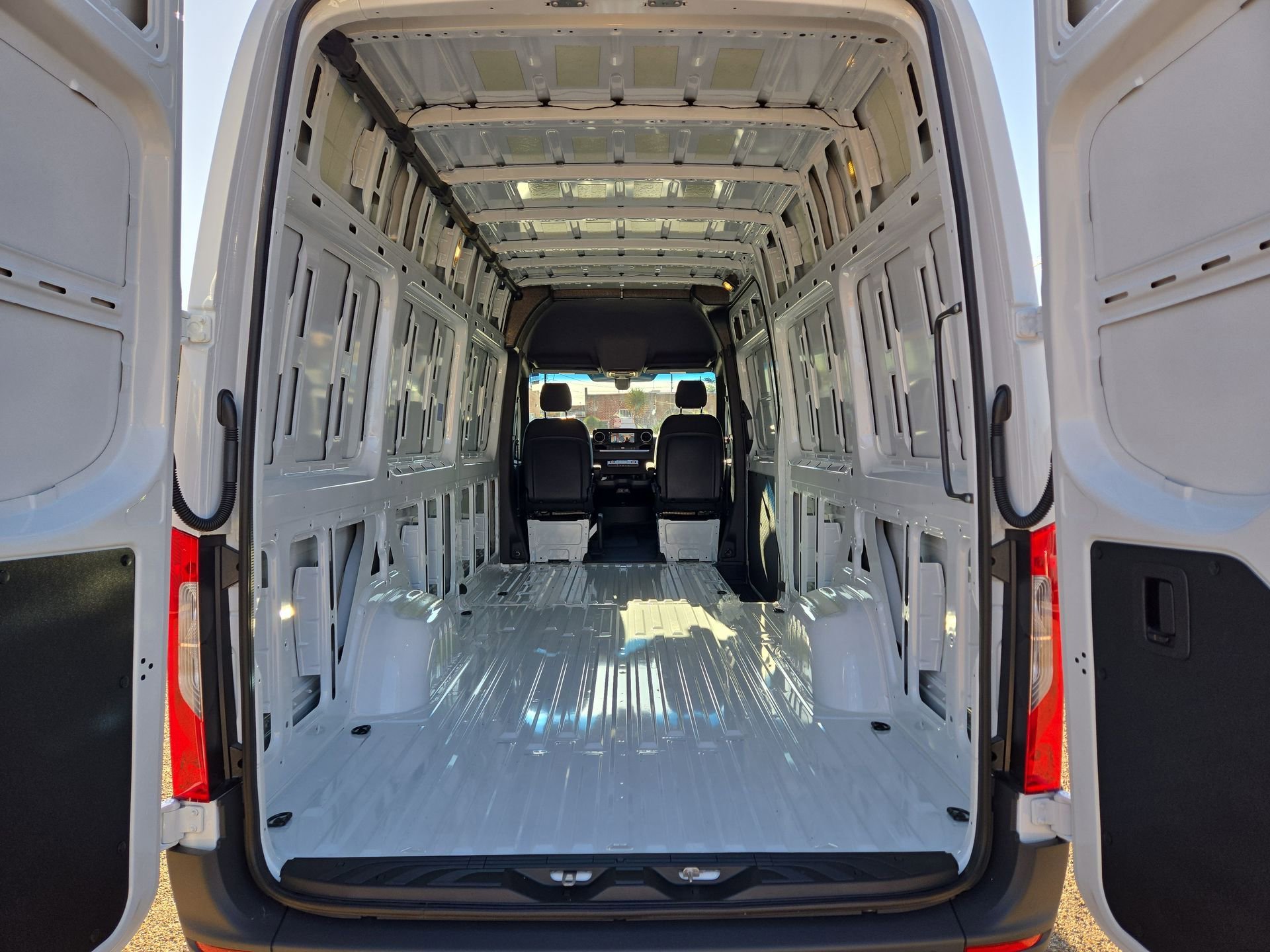 New 2026 Mercedes-Benz Sprinter 2500 image 12