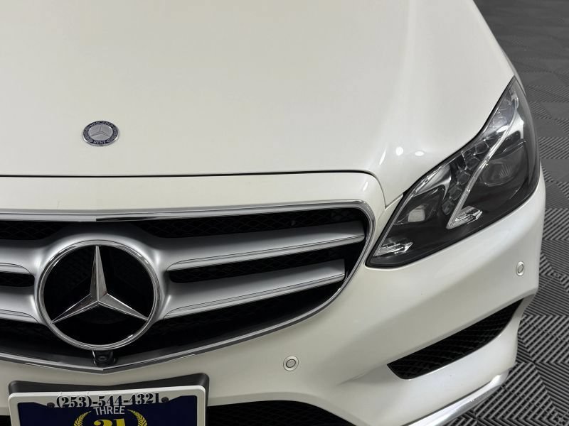 Used 2014 Mercedes-Benz E 250 BlueTEC 4MATIC Sedan image 54