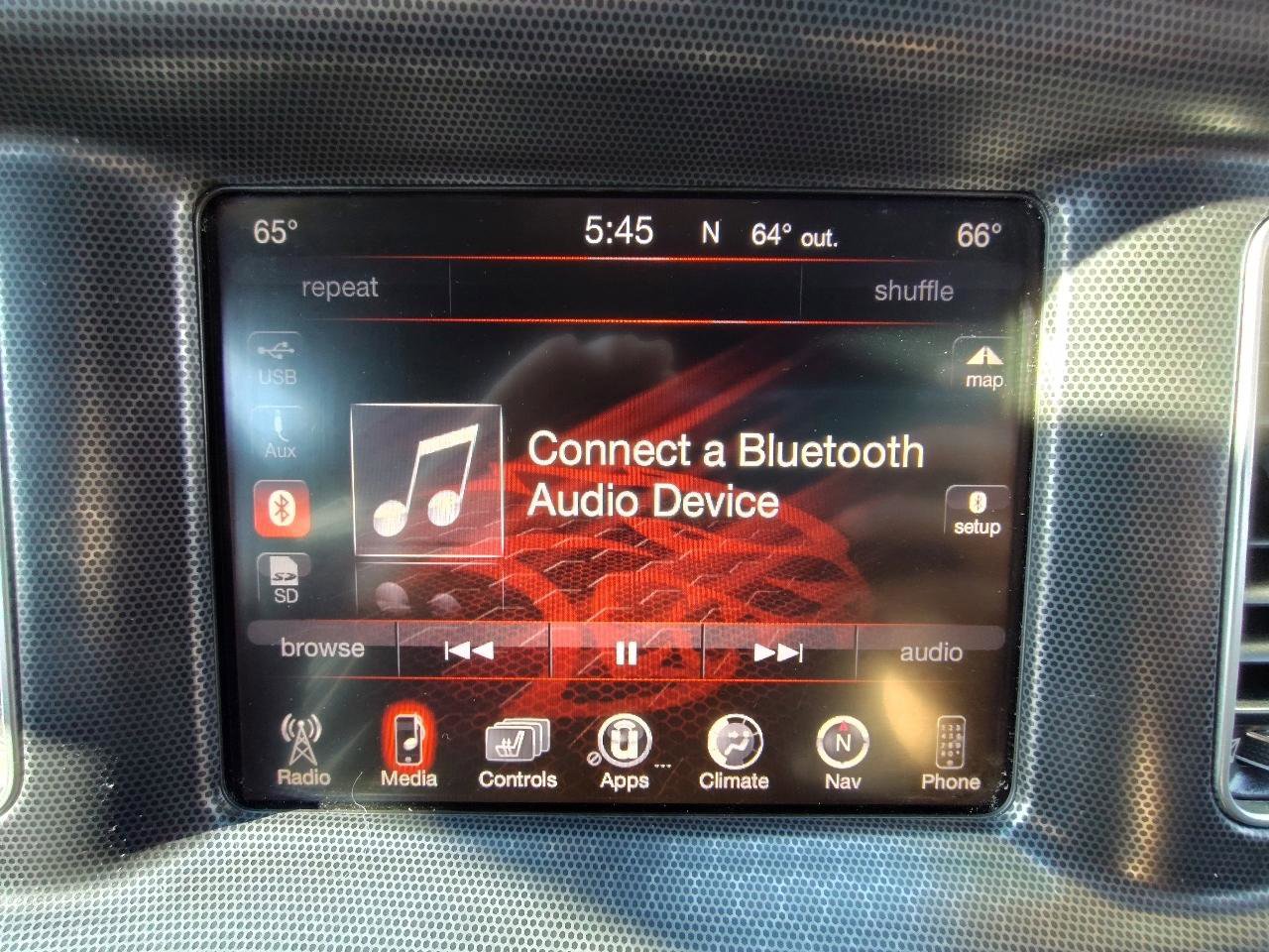 Used 2015 Dodge Charger SXT RWD image 26