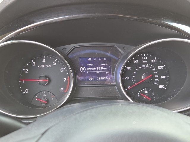 Used 2017 Kia Sedona EX FWD image 17