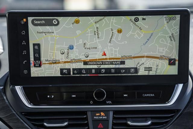 Used 2023 Nissan Altima 2.5 SV w/ SV Premium Package image 21