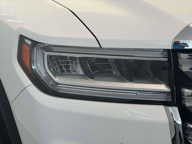 Certified 2023 GMC Acadia SLE image 7