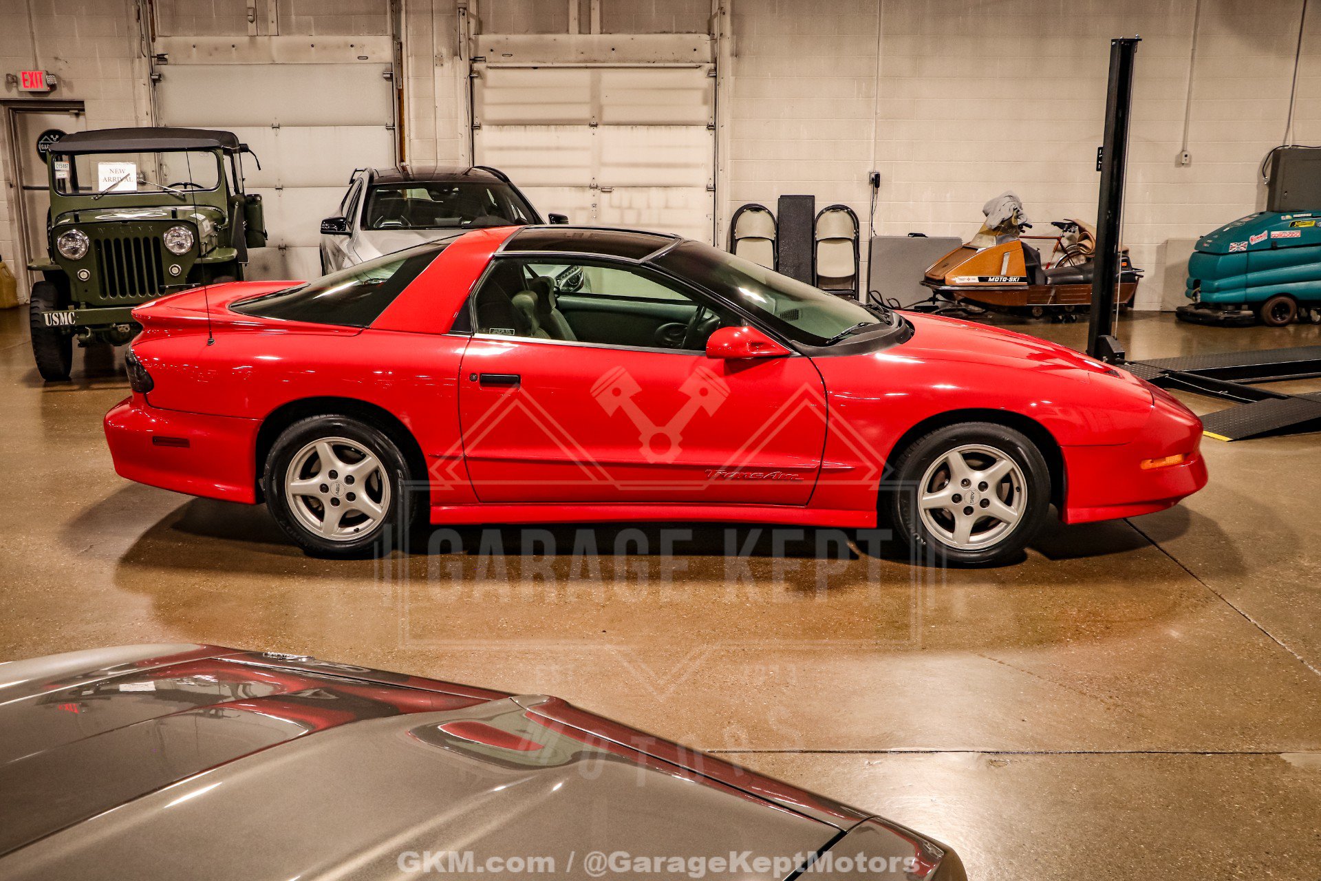 Used 1995 Pontiac Firebird Formula RWD image 7