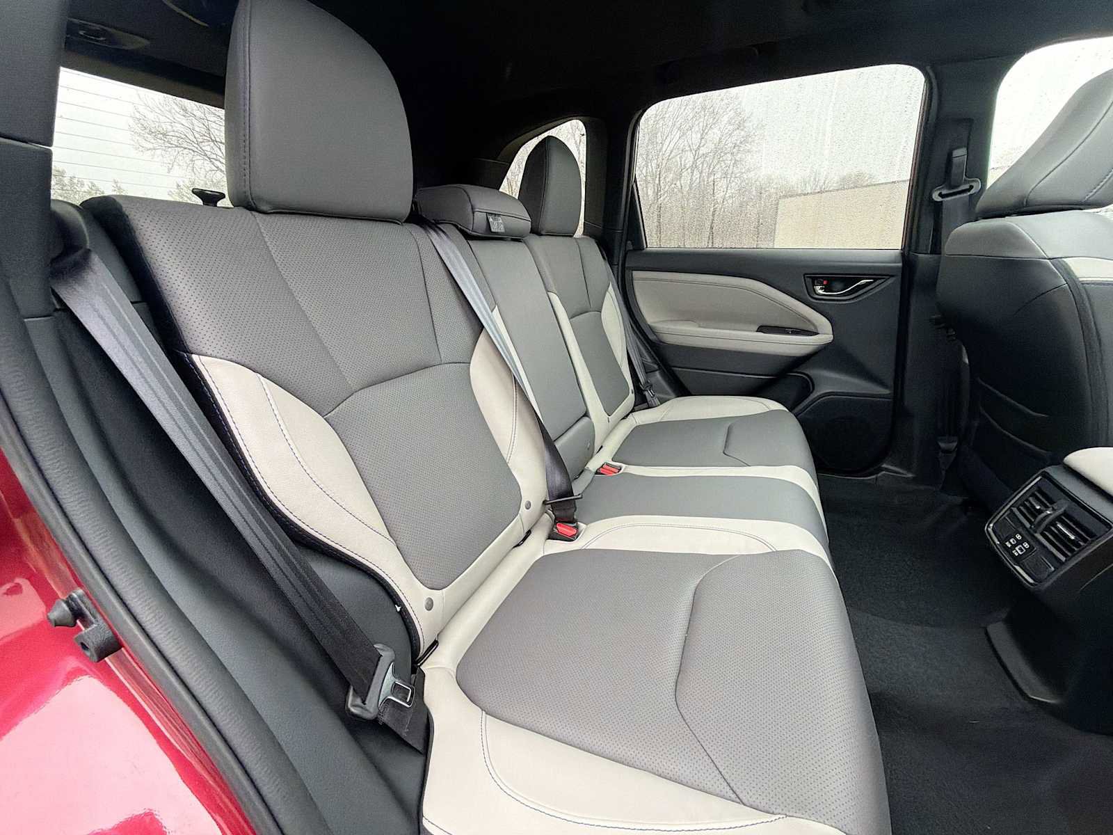 Used 2025 Subaru Forester Limited image 18