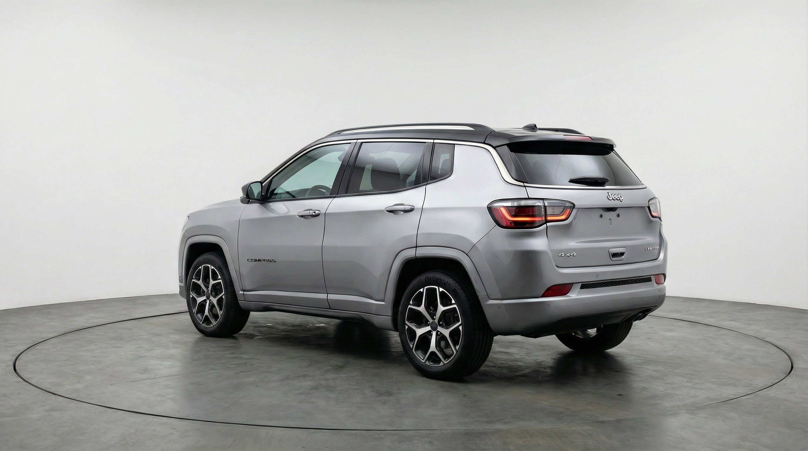 Used 2025 Jeep Compass Limited AWD/4WD image 6
