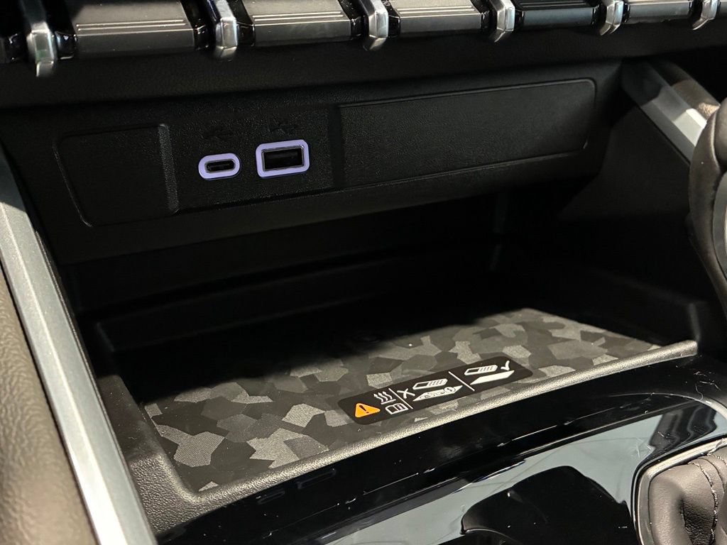 New 2026 Chevrolet Colorado ZR2 AWD/4WD image 18