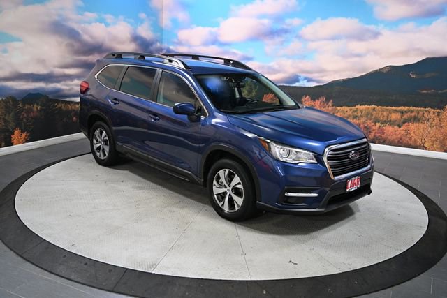 Used 2022 Subaru Ascent Premium w/ Convenience Package image 1