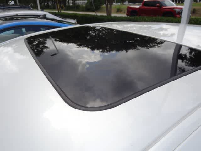 Used 2020 Lexus ES 300h w/ Accessory Package FWD image 15