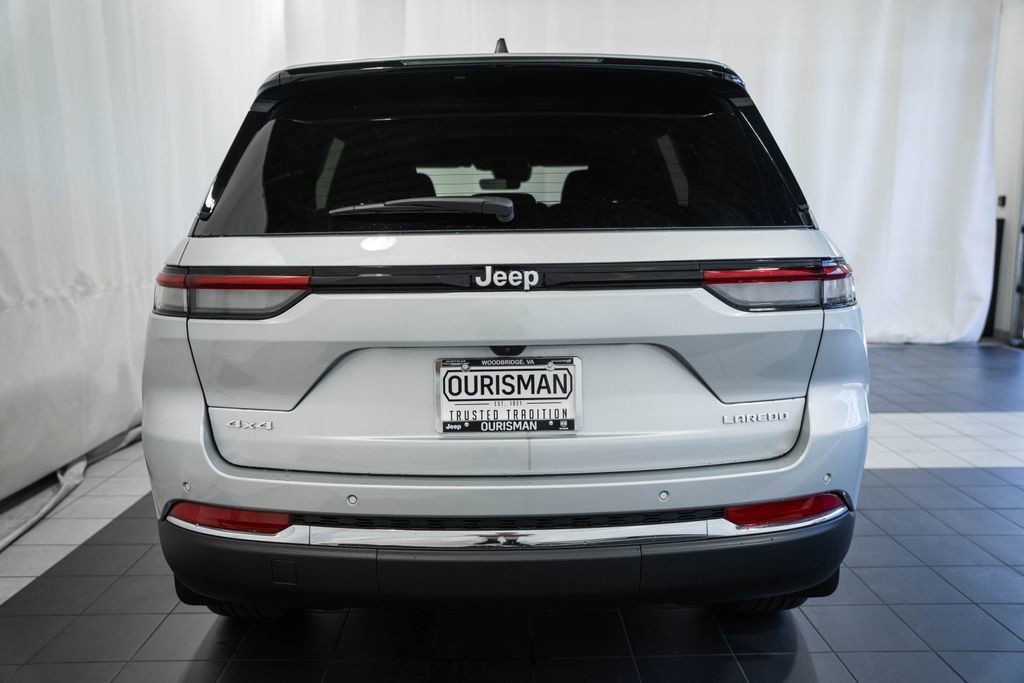 New 2026 Jeep Grand Cherokee Laredo X AWD/4WD image 5