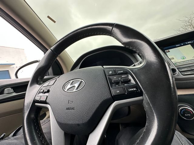 Used 2017 Hyundai Tucson SE Plus w/ Cargo Package image 17