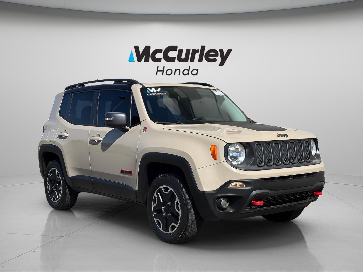 Used 2016 Jeep Renegade Trailhawk AWD/4WD image 1