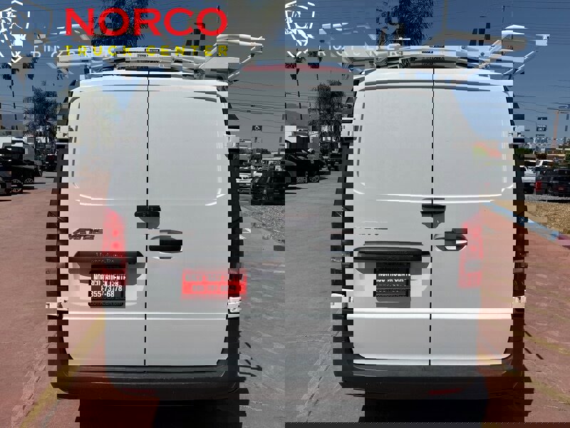 Used 2022 Mercedes-Benz Metris image 7