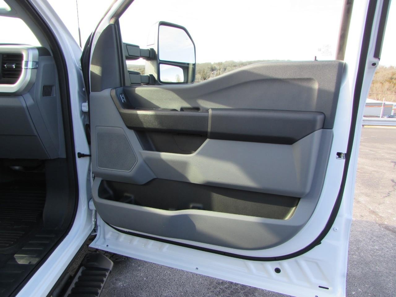 Used 2025 Ford F250 XL w/ XL Off-Road Package image 14