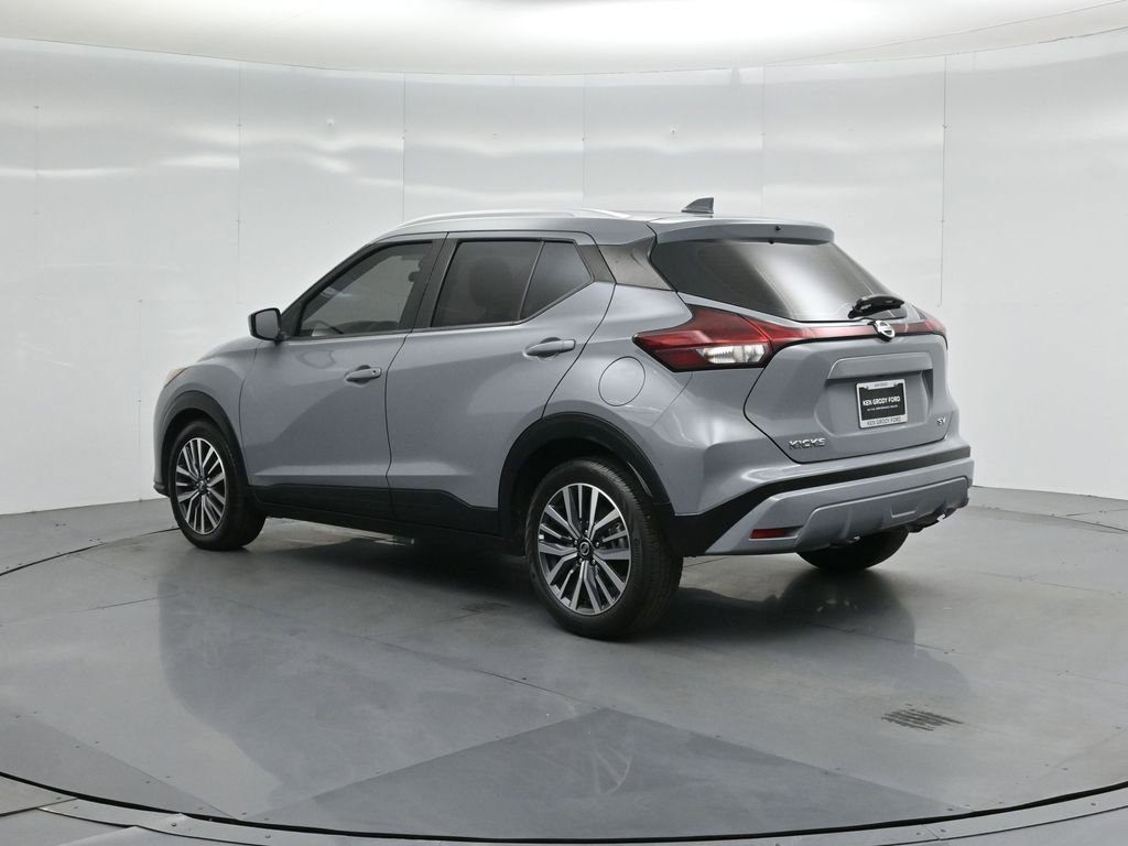 Used 2021 Nissan Kicks SV image 7