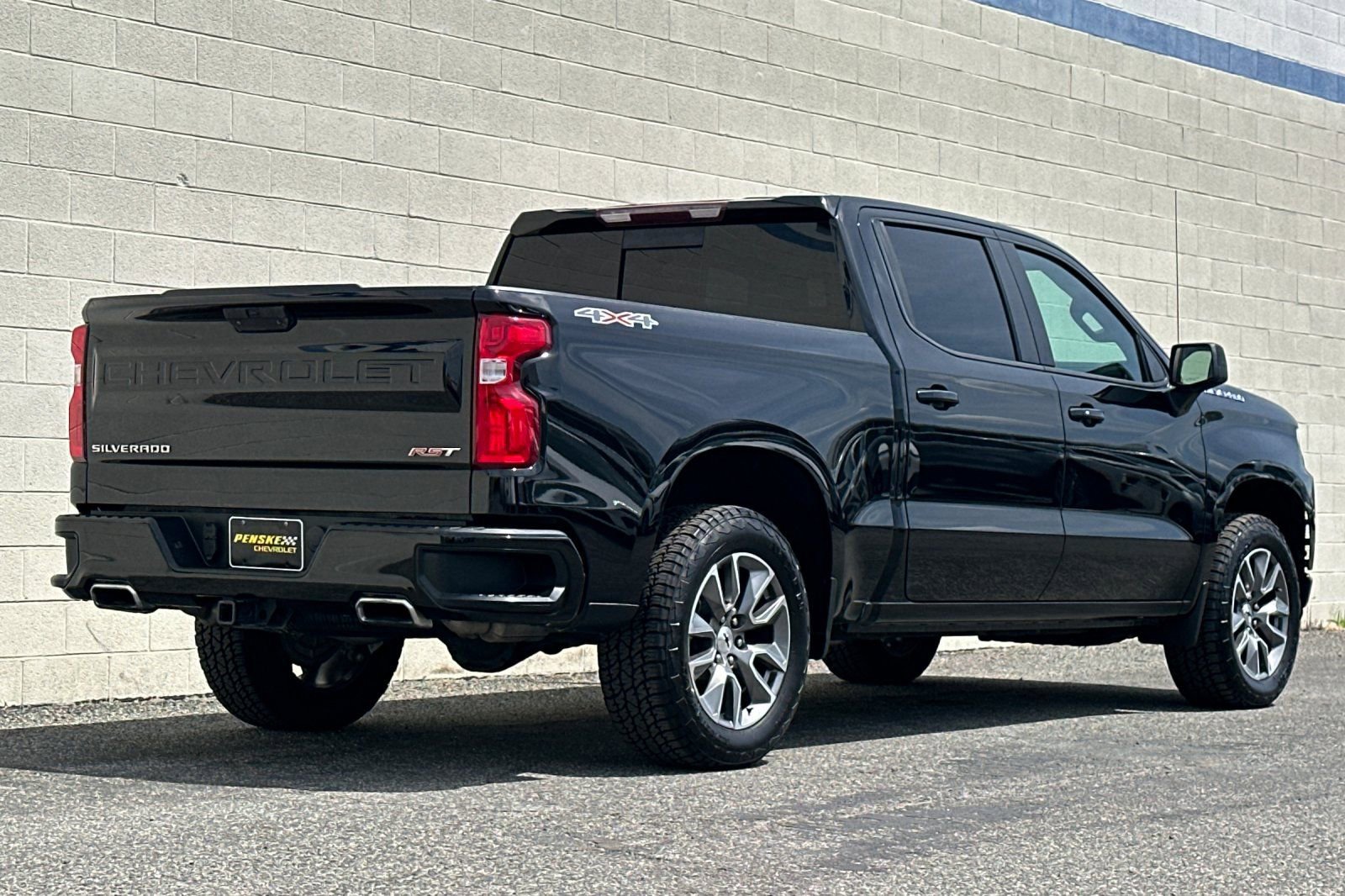 Certified 2021 Chevrolet Silverado 1500 RST w/ Convenience Package II image 4