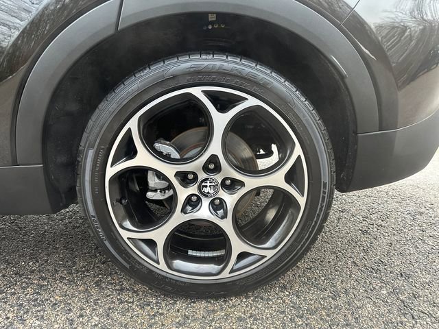 Used 2024 Alfa Romeo Tonale Sprint AWD/4WD image 13