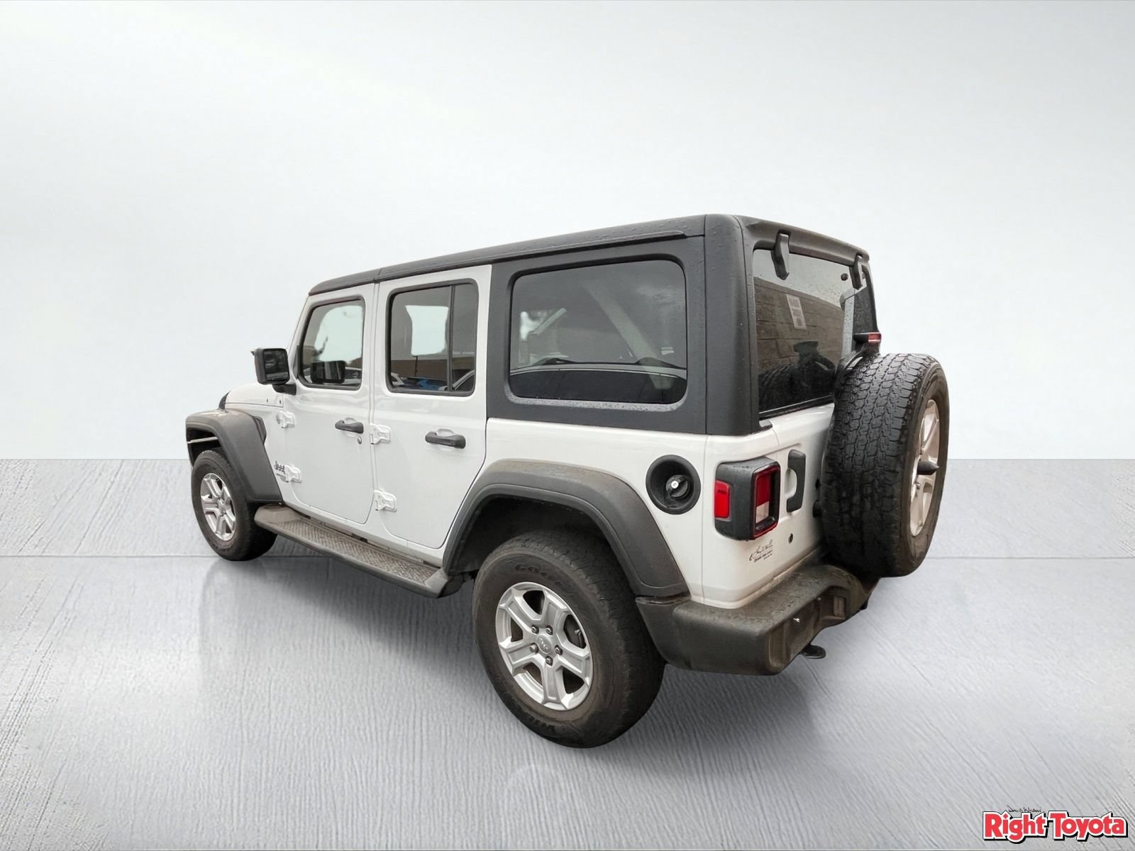 Used 2019 Jeep Wrangler Unlimited Sport S AWD/4WD image 3