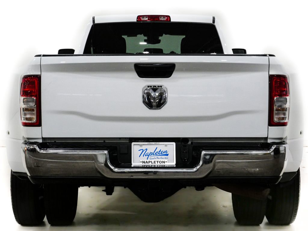 Used 2024 RAM 3500 Big Horn AWD/4WD image 6