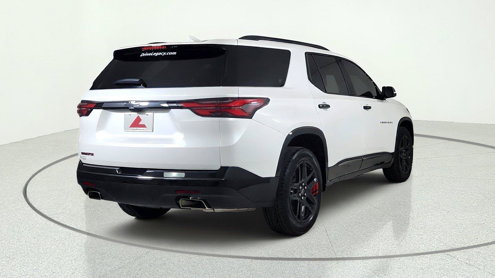 Used 2023 Chevrolet Traverse Premier w/ Redline Edition FWD image 6